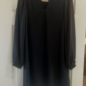 Black V-Neck Long Sleeve Shift Dress